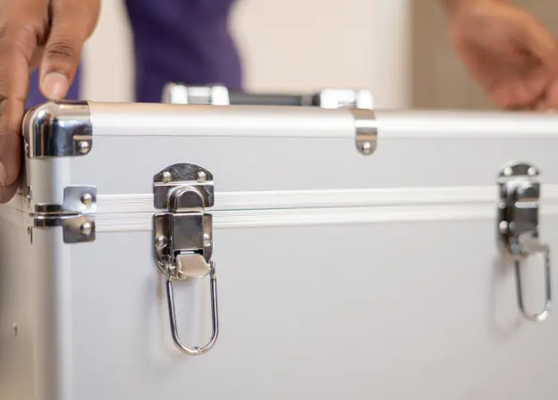 Close shot of teeth cleaning unit